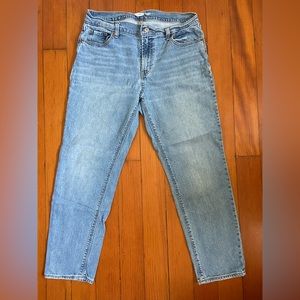 Old Navy Mid Rise Boyfriend Jeans Women’s size 10